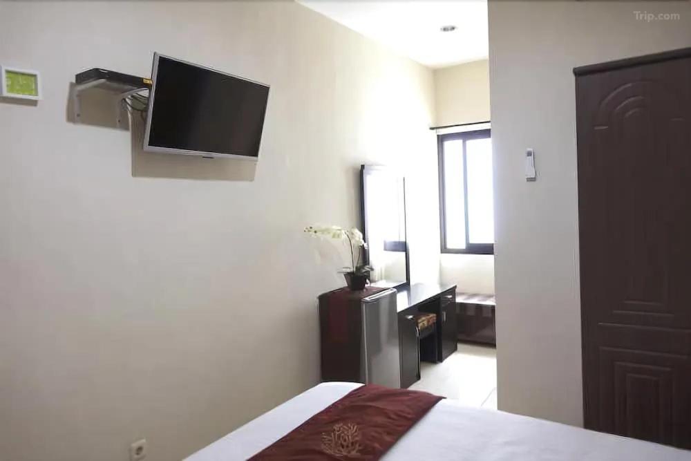 Tuban Torres Accommodation Kuta Lombok Exterior foto