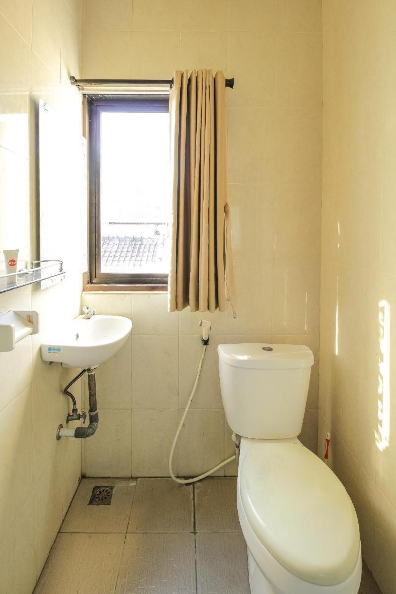 Tuban Torres Accommodation Kuta Lombok Exterior foto